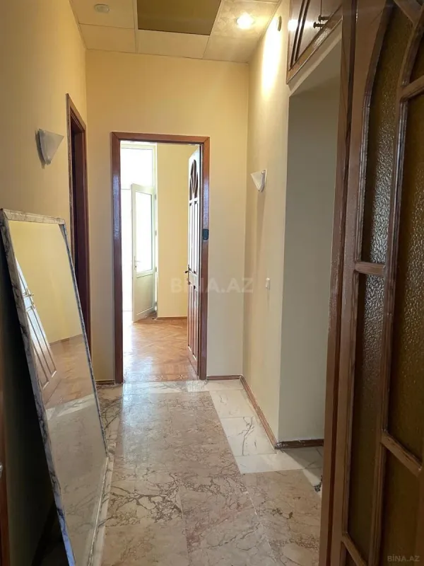 Kirayə verilir 7 otaqlı ofis 350 m²