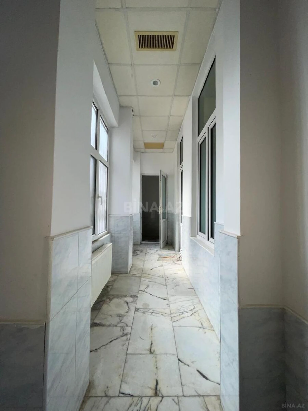 Kirayə verilir 7 otaqlı ofis 350 m²