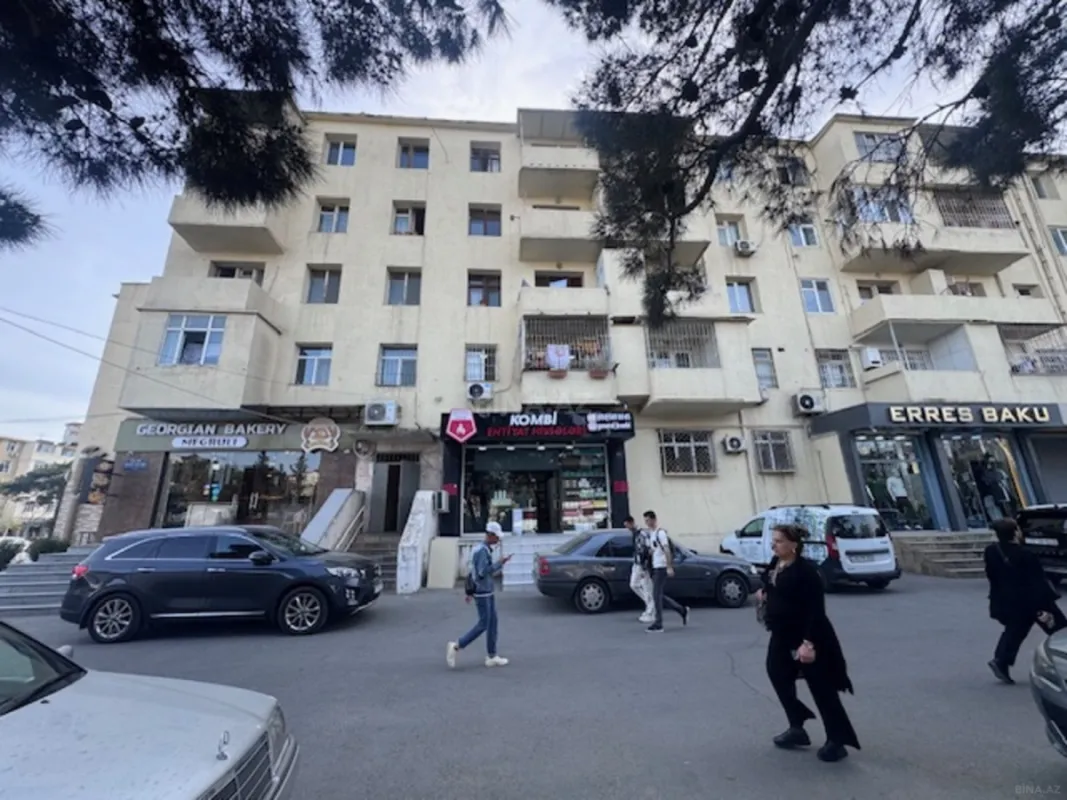 Satılır obyekt 92 m²