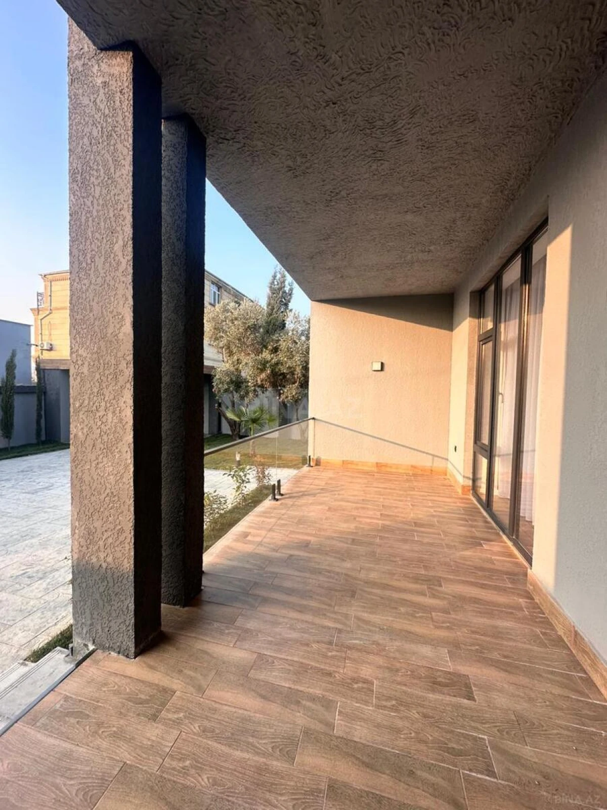 Satılır 4 otaqlı həyət evi 142 m²