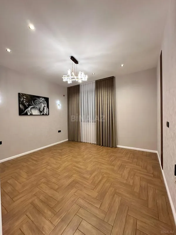 Satılır 4 otaqlı həyət evi 142 m²