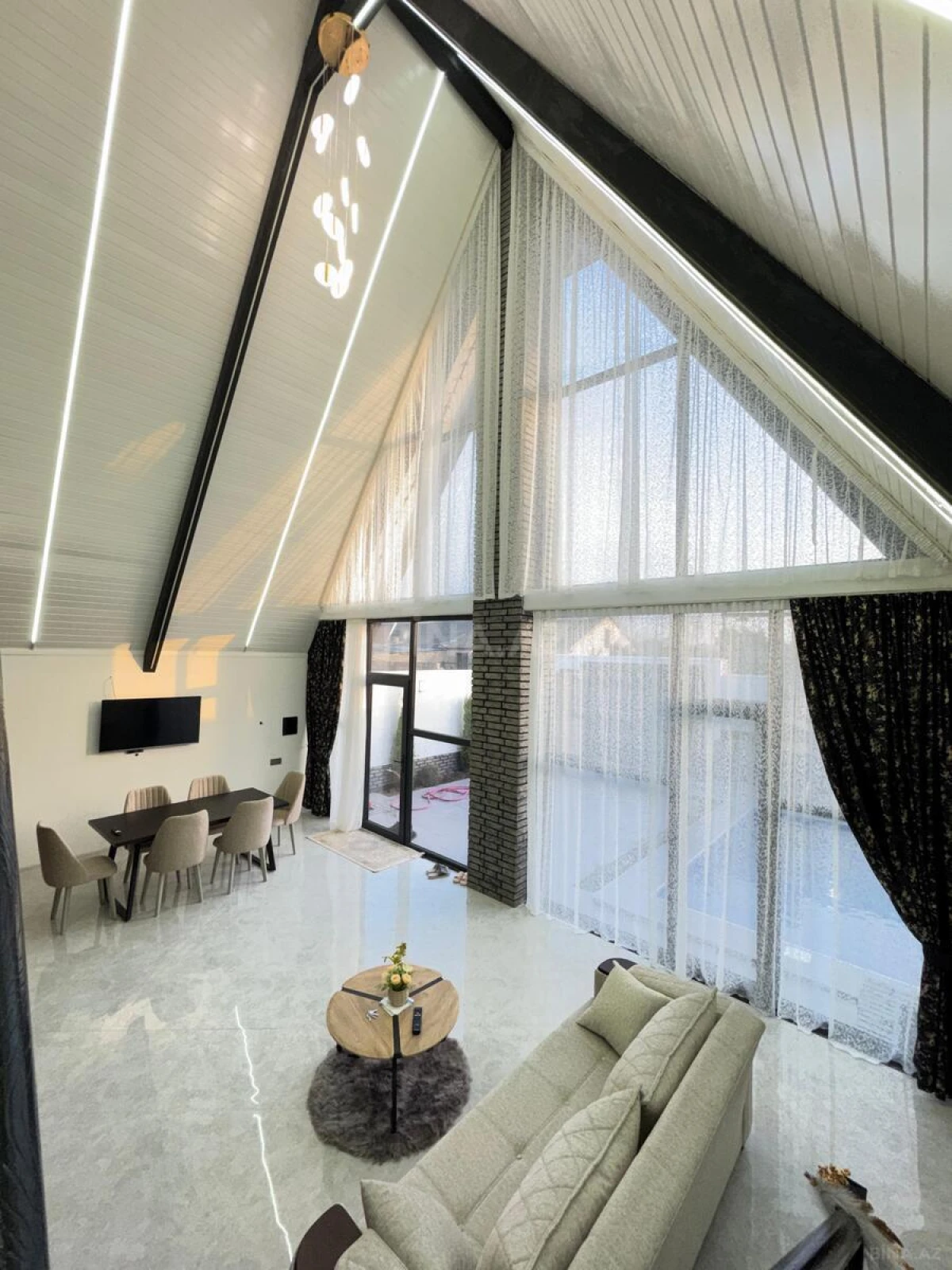 Satılır 4 otaqlı həyət evi 120 m²