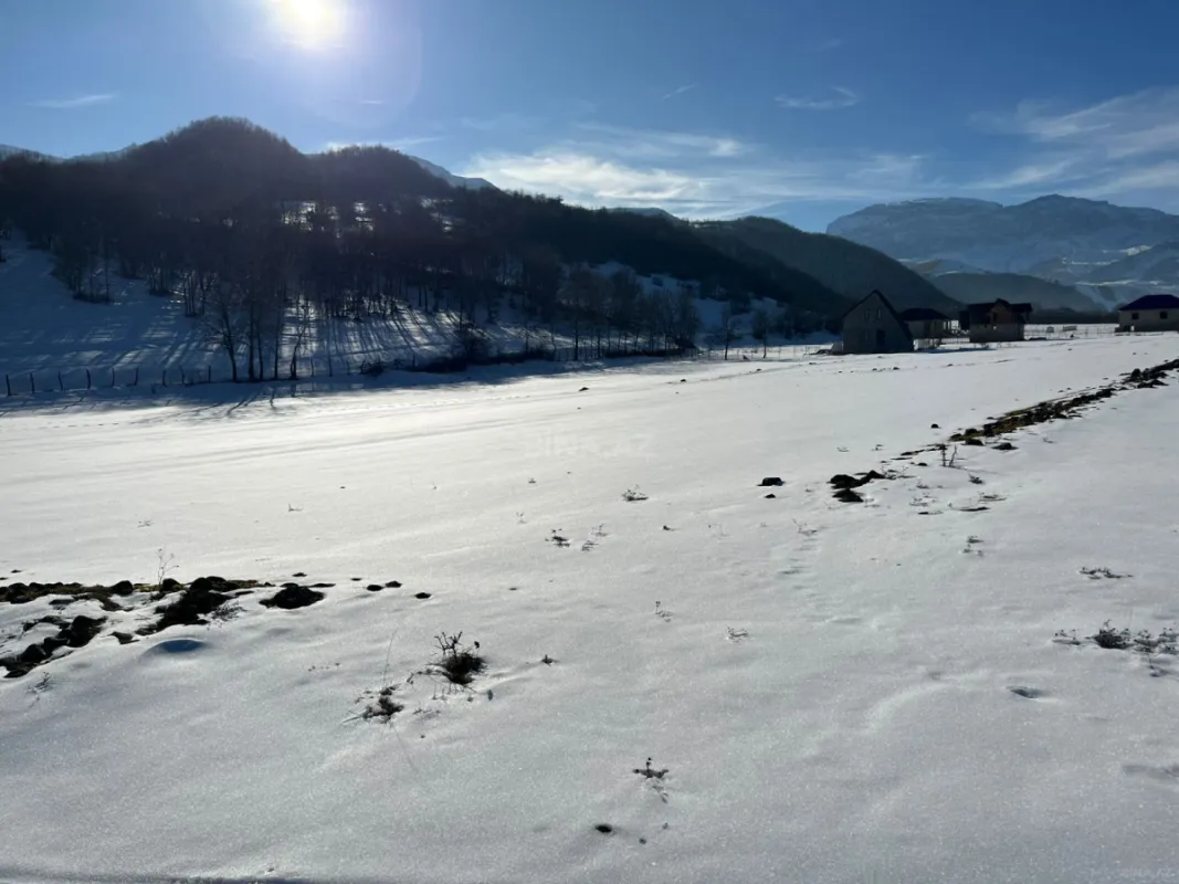 Satılır torpaq sahəsi 20 m²