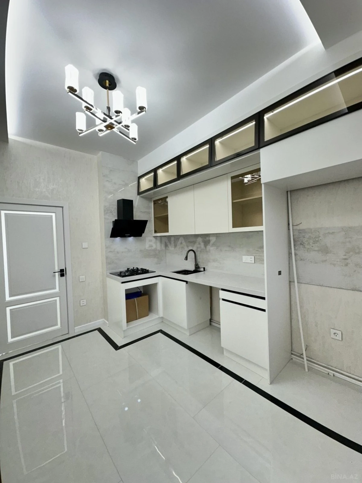 Satılır 3 otaqlı mənzil 87 m²