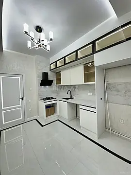Satılır 3 otaqlı mənzil 87 m²