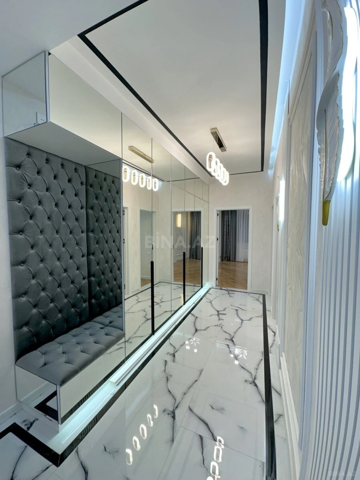 Satılır 3 otaqlı mənzil 119 m²