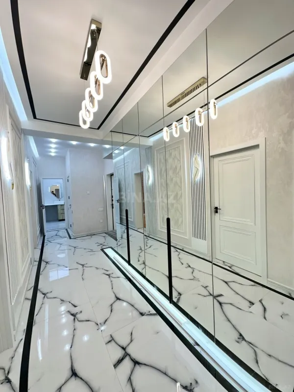 Satılır 3 otaqlı mənzil 119 m²