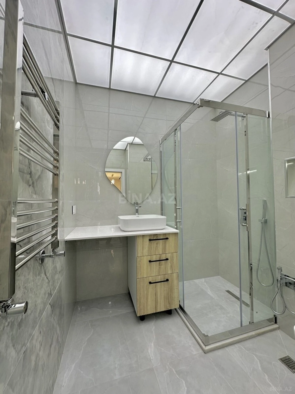 Satılır 3 otaqlı mənzil 119 m²