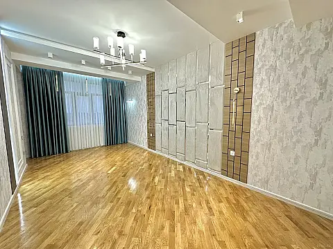 Satılır 3 otaqlı mənzil 119 m²