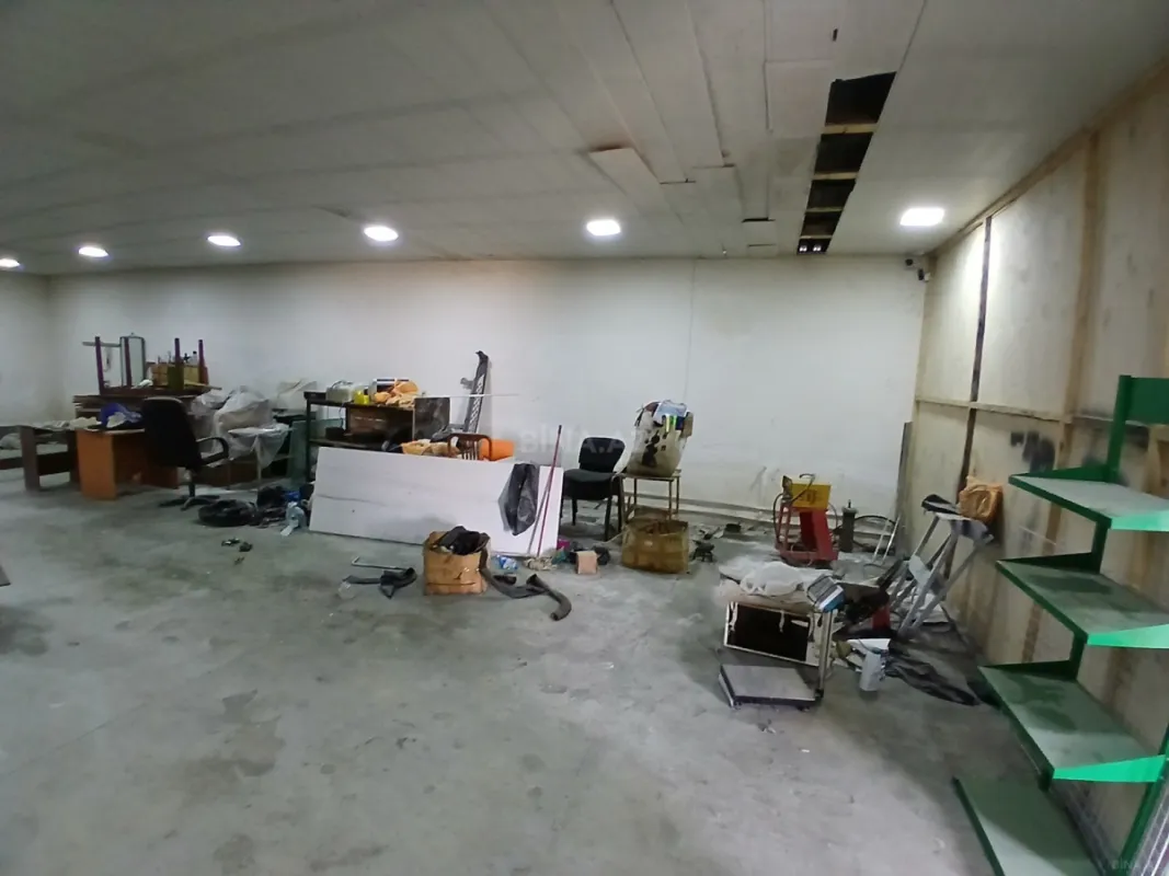 Kirayə verilir obyekt 150 m²