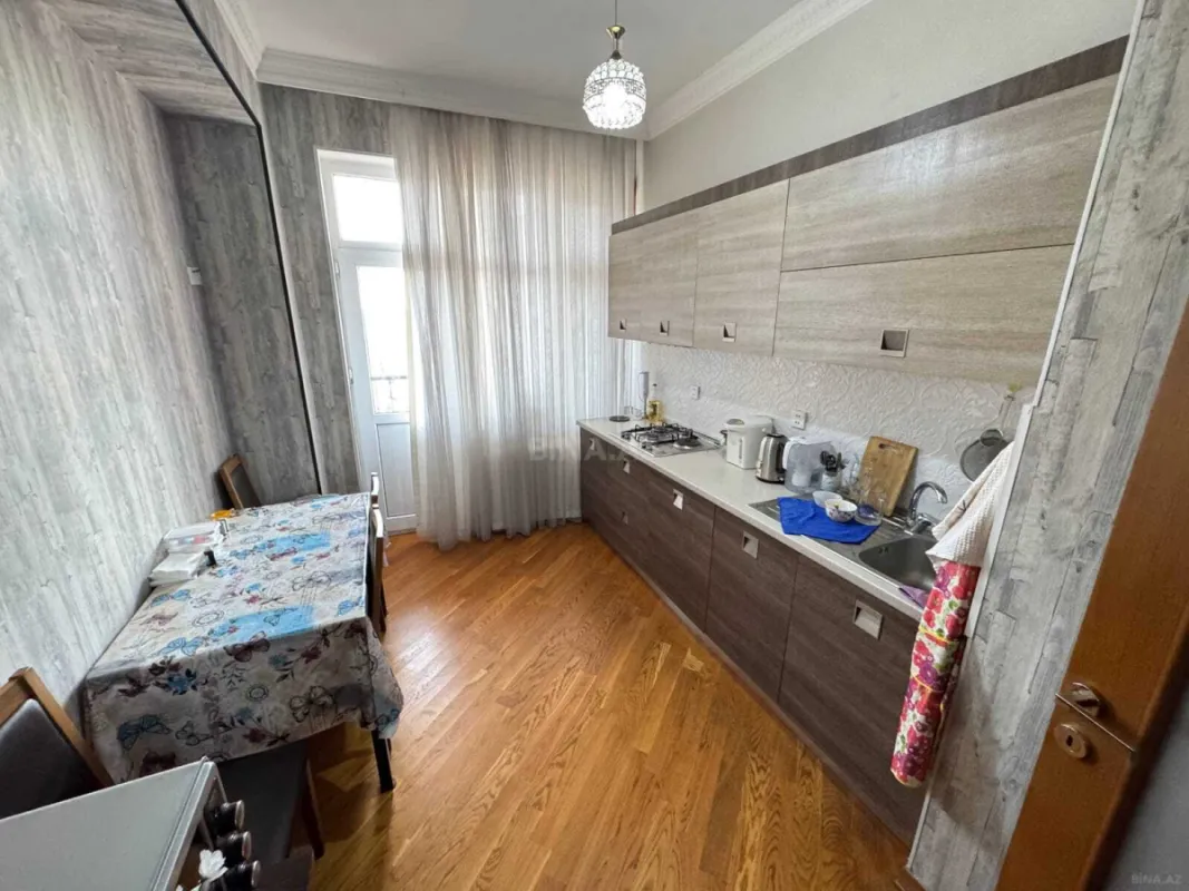 Satılır 2 otaqlı mənzil 88 m²