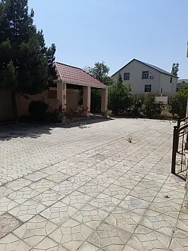 Satılır 6 otaqlı həyət evi 260 m²