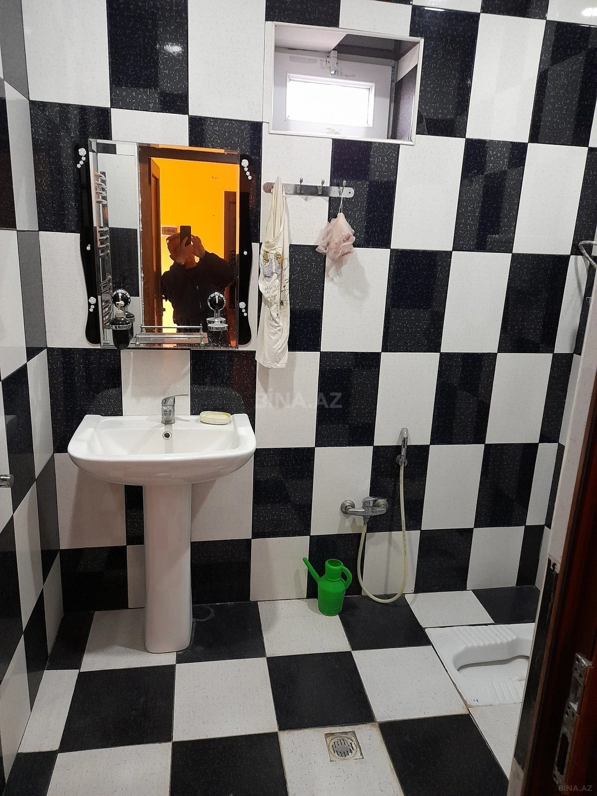 Satılır 6 otaqlı həyət evi 260 m²
