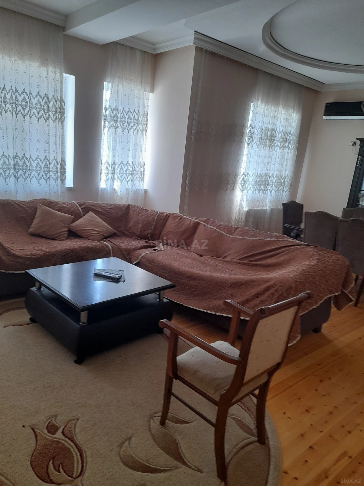 Satılır 6 otaqlı həyət evi 260 m²