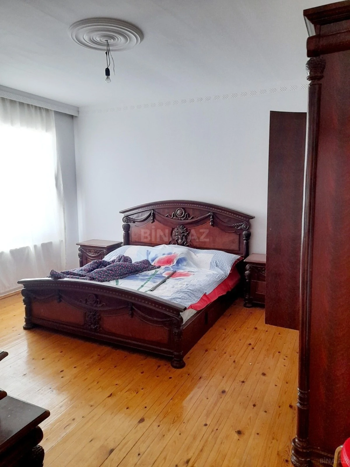 Satılır 6 otaqlı həyət evi 260 m²