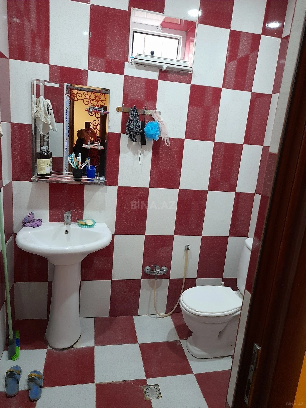 Satılır 6 otaqlı həyət evi 260 m²