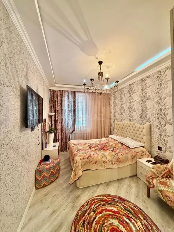 Satılır 2 otaqlı mənzil 60 m²
