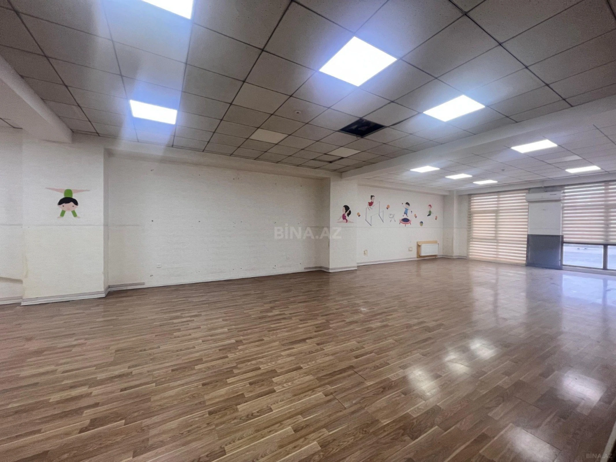 Kirayə verilir 1 otaqlı ofis 165 m²