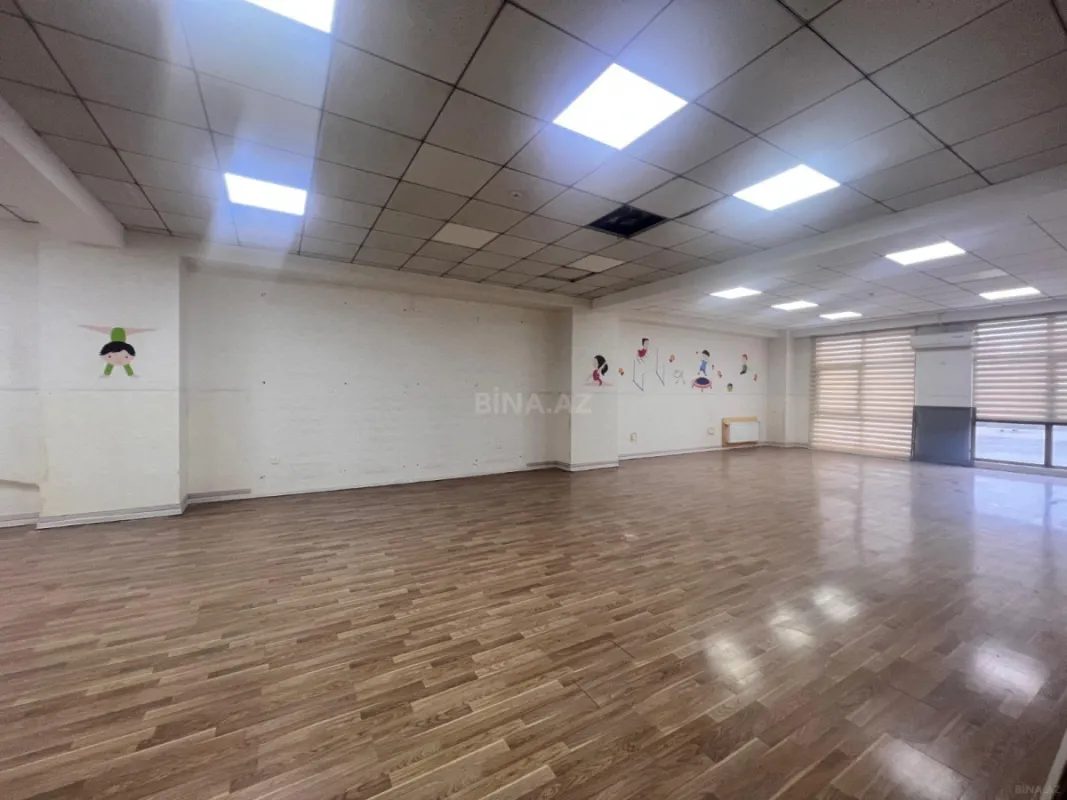 Kirayə verilir 1 otaqlı ofis 165 m²