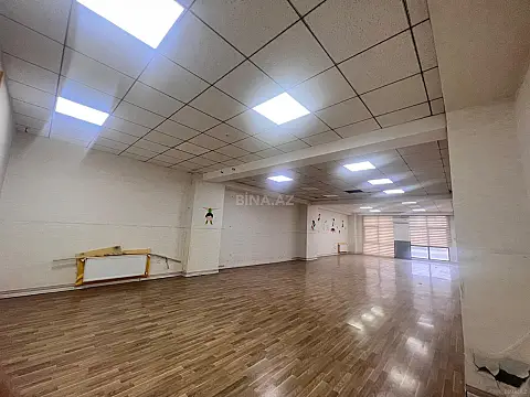 Kirayə verilir 1 otaqlı ofis 165 m²