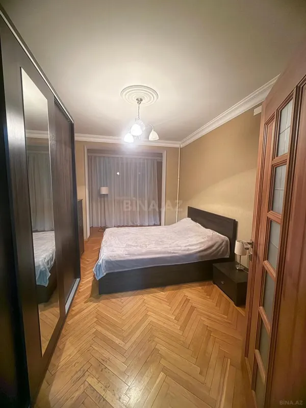 Satılır 3 otaqlı mənzil 90 m²