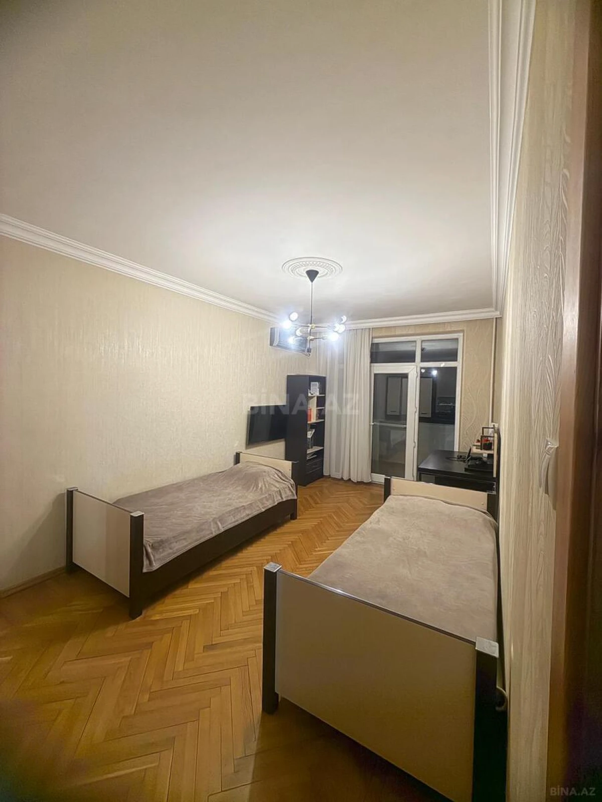 Satılır 3 otaqlı mənzil 90 m²