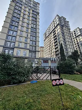 Satılır 2 otaqlı mənzil 52 m²