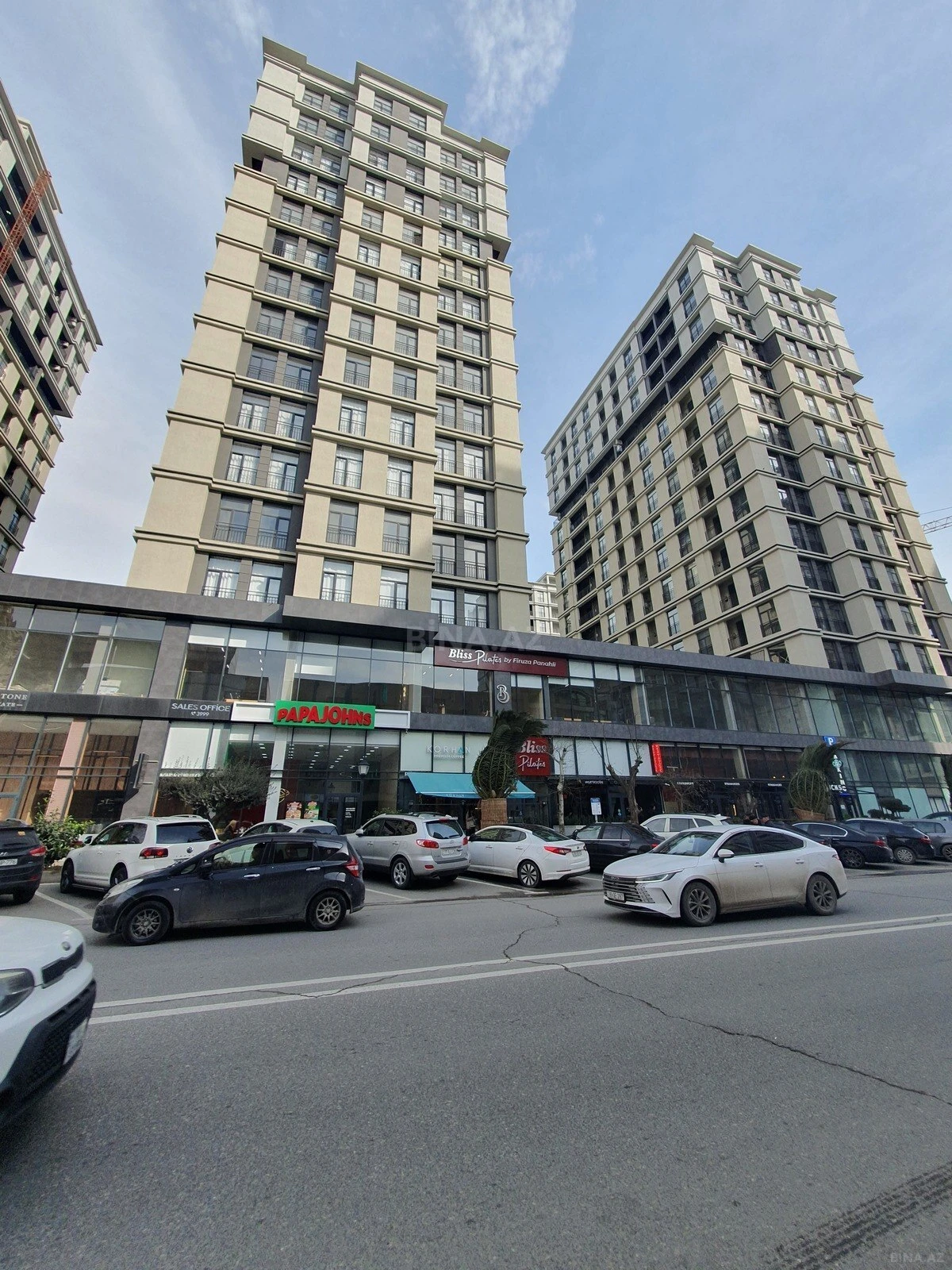 Satılır 2 otaqlı mənzil 52 m²