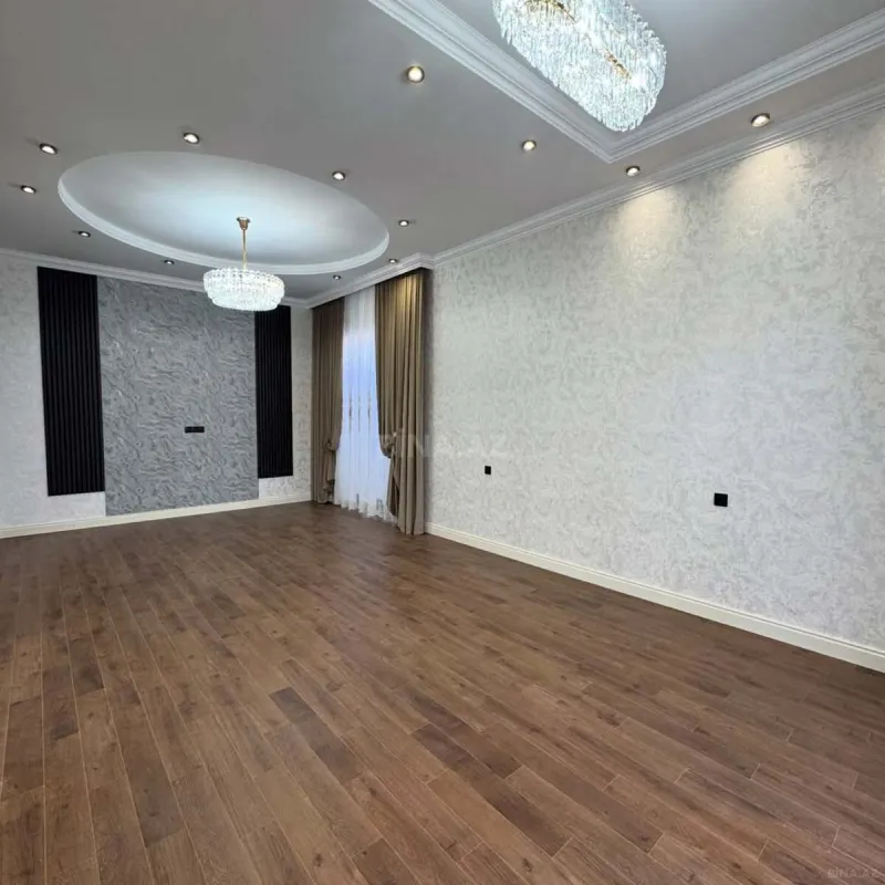 Satılır 4 otaqlı həyət evi 240 m²