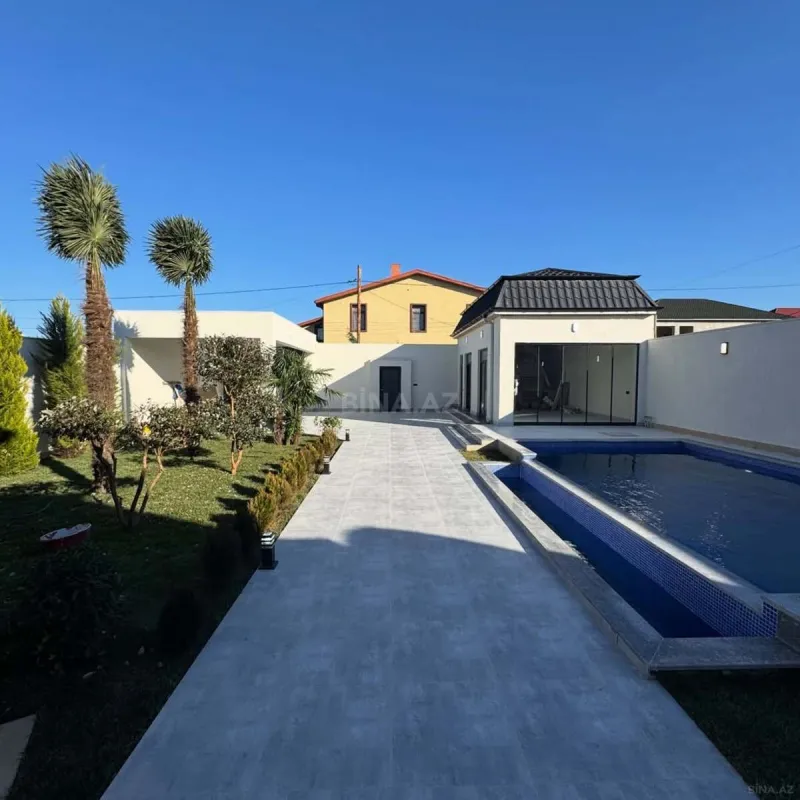 Satılır 4 otaqlı həyət evi 240 m²