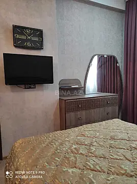 Kirayə verilir 2 otaqlı mənzil 80 m²