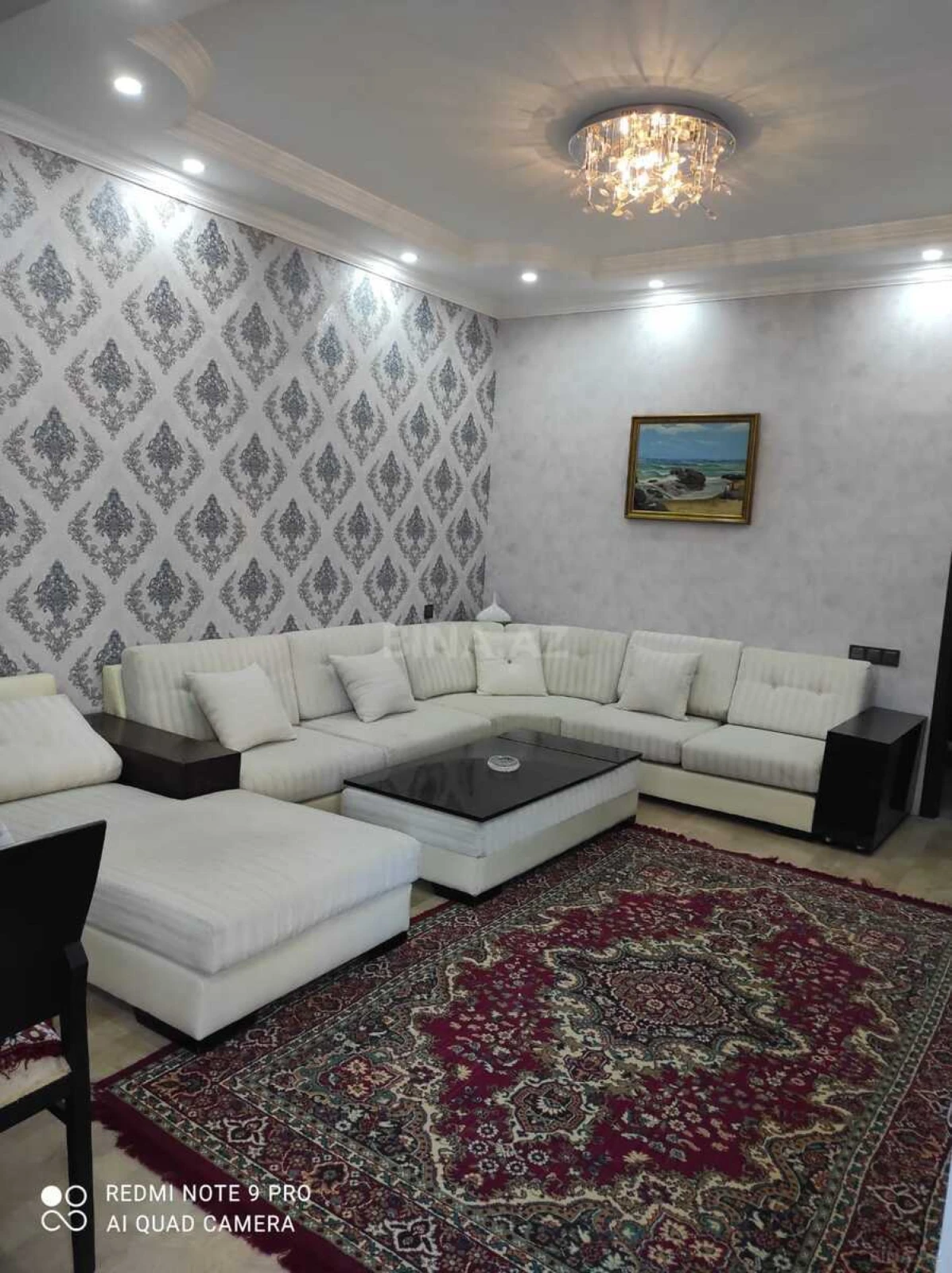 Kirayə verilir 2 otaqlı mənzil 80 m²