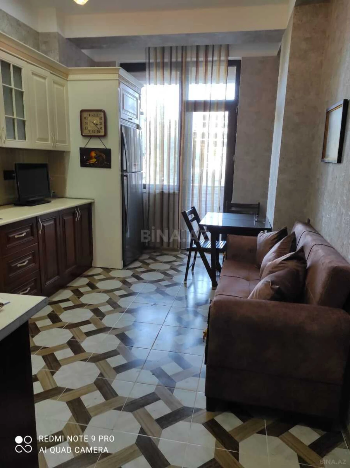 Kirayə verilir 2 otaqlı mənzil 80 m²