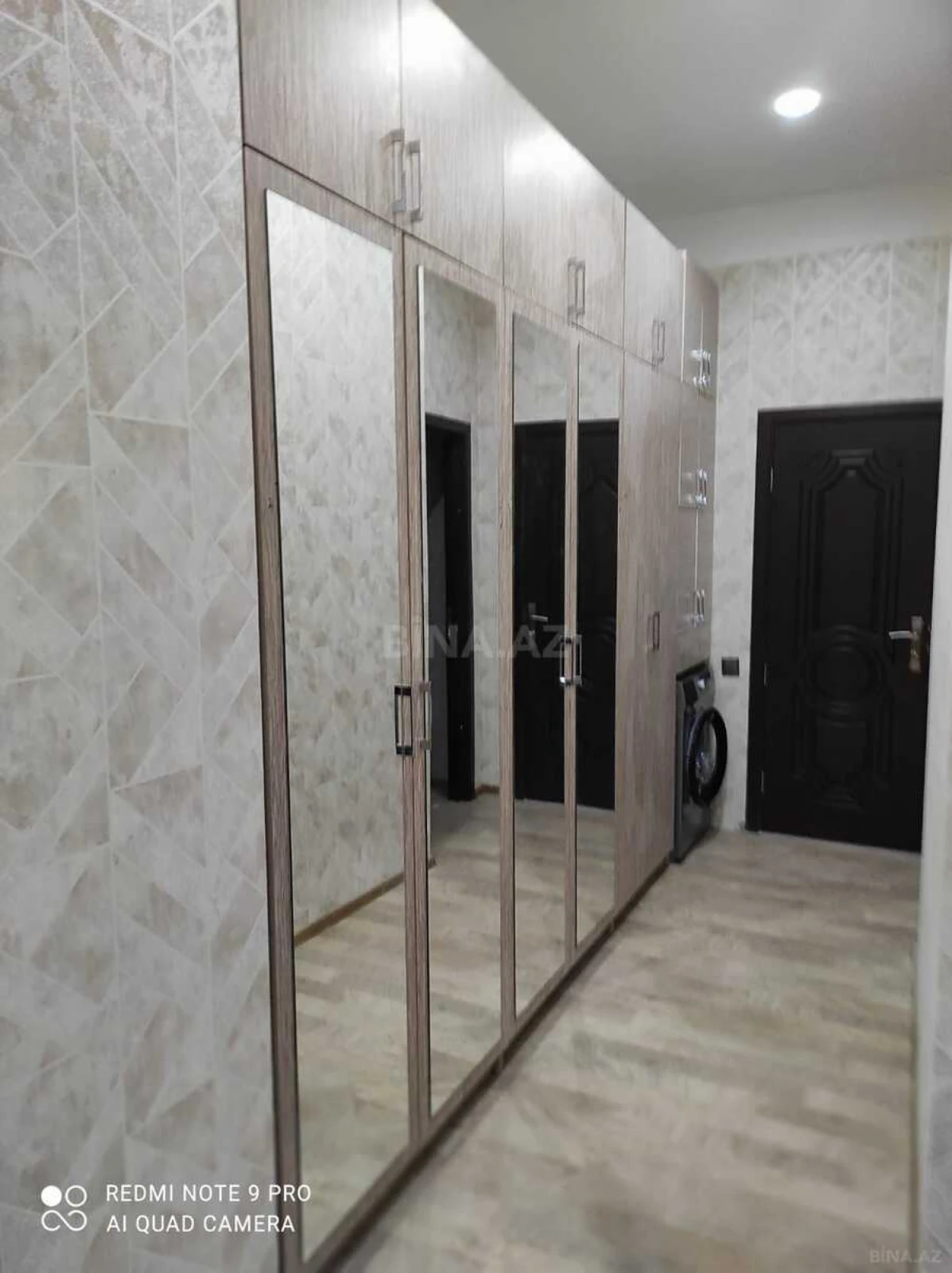 Kirayə verilir 2 otaqlı mənzil 80 m²