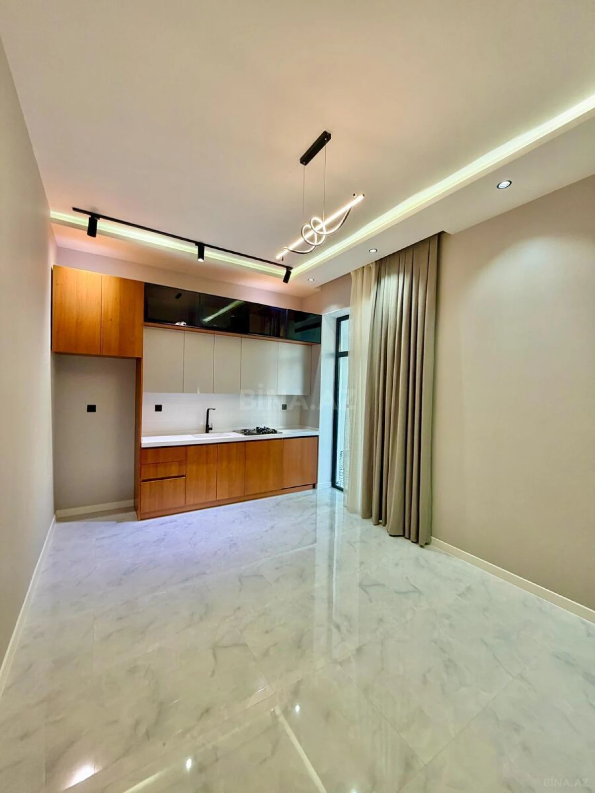 Satılır 4 otaqlı həyət evi 150 m²