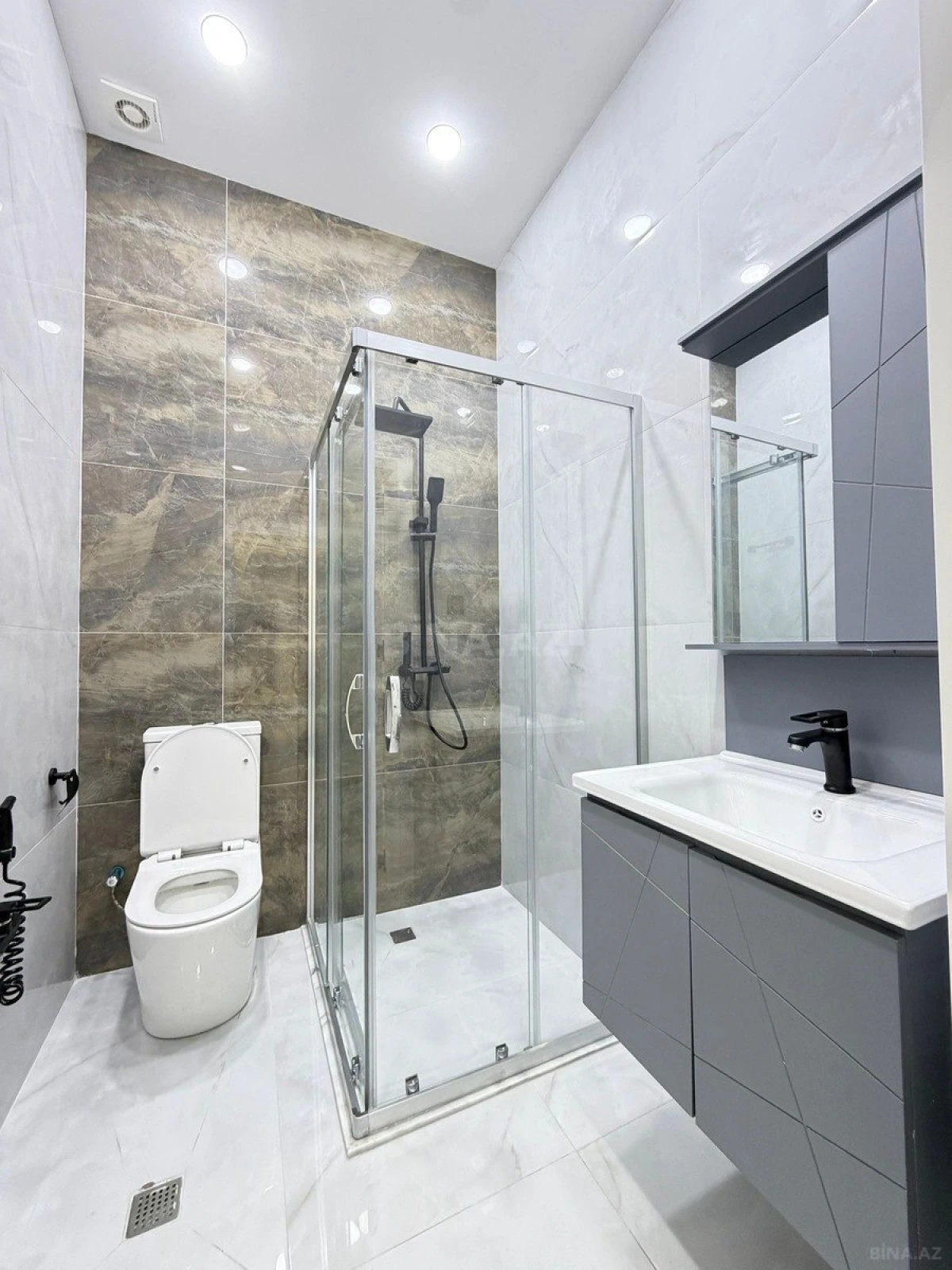 Satılır 4 otaqlı həyət evi 150 m²