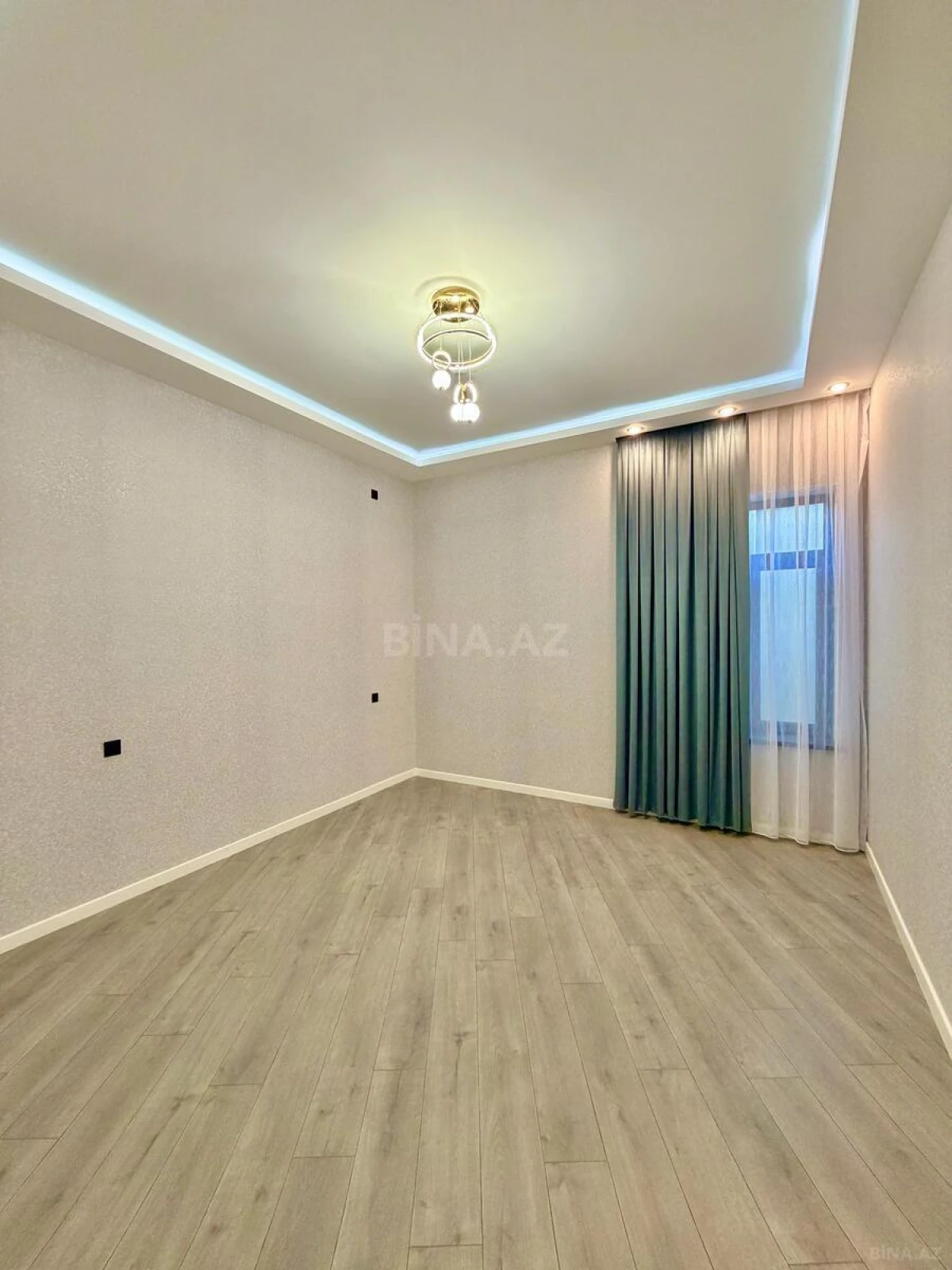 Satılır 3 otaqlı həyət evi 150 m²