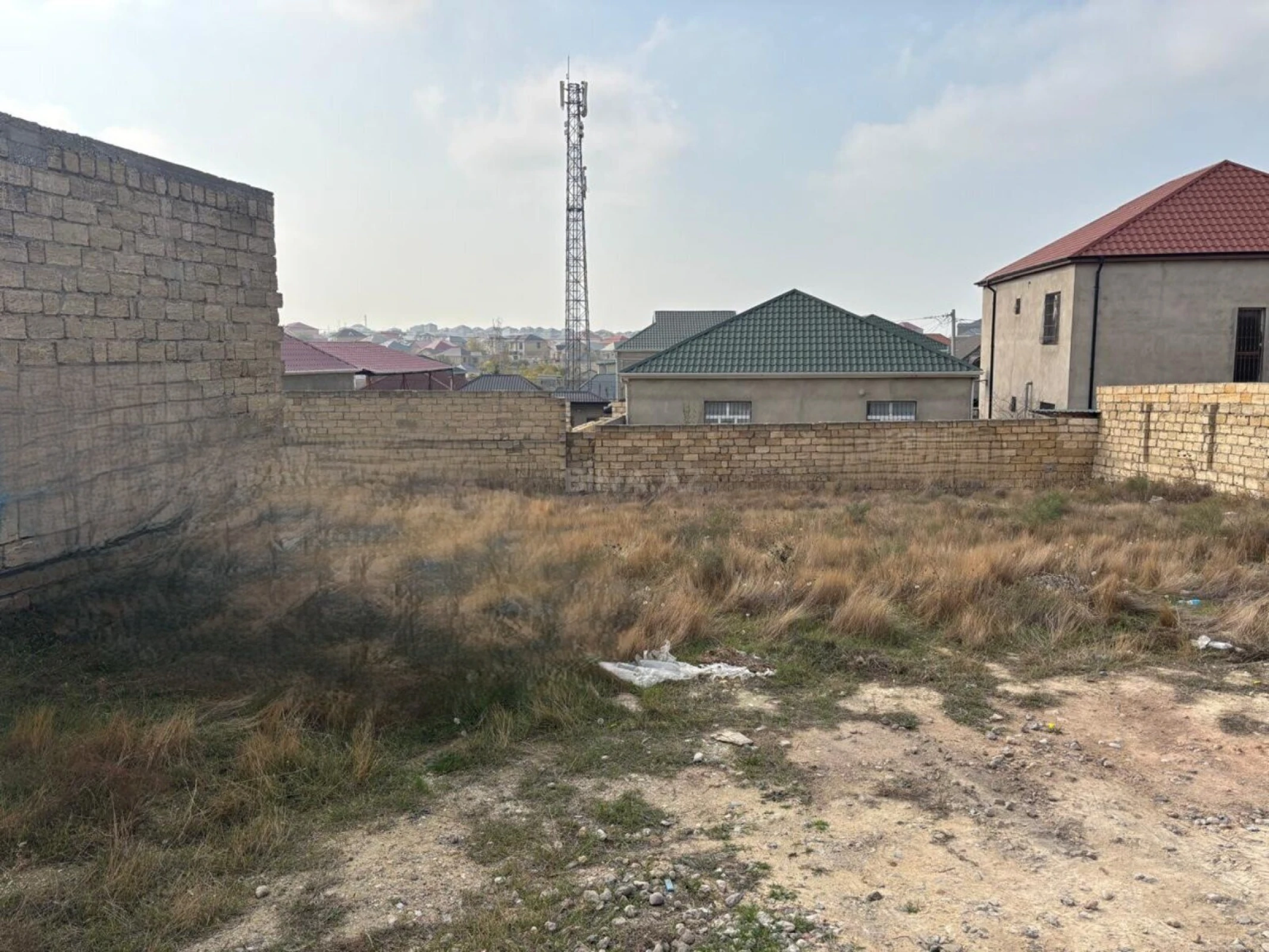 Satılır torpaq sahəsi 4 m²