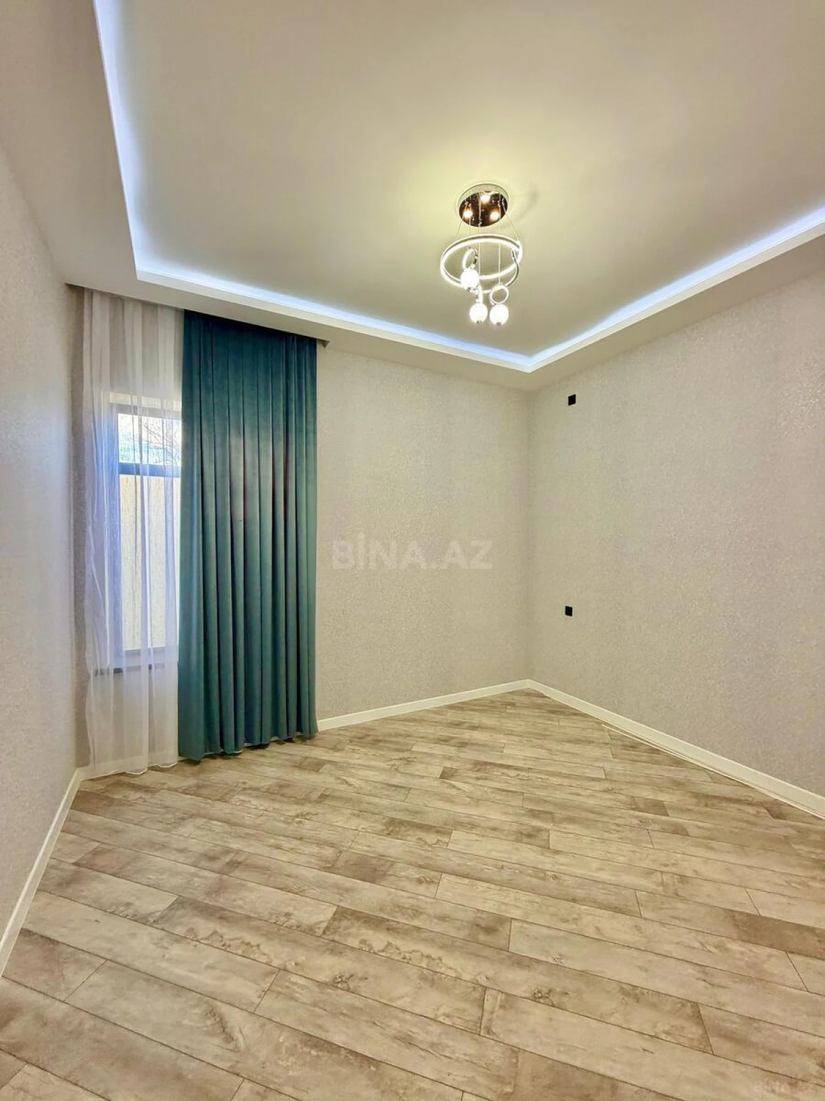 Satılır 3 otaqlı həyət evi 150 m²