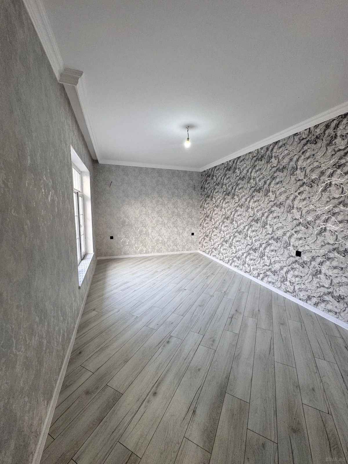 Satılır 5 otaqlı həyət evi 130 m²
