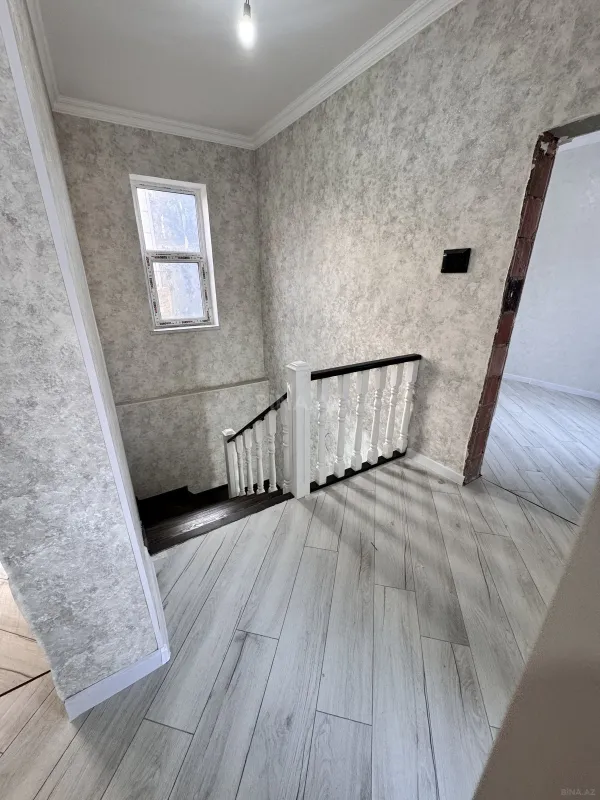 Satılır 5 otaqlı həyət evi 130 m²