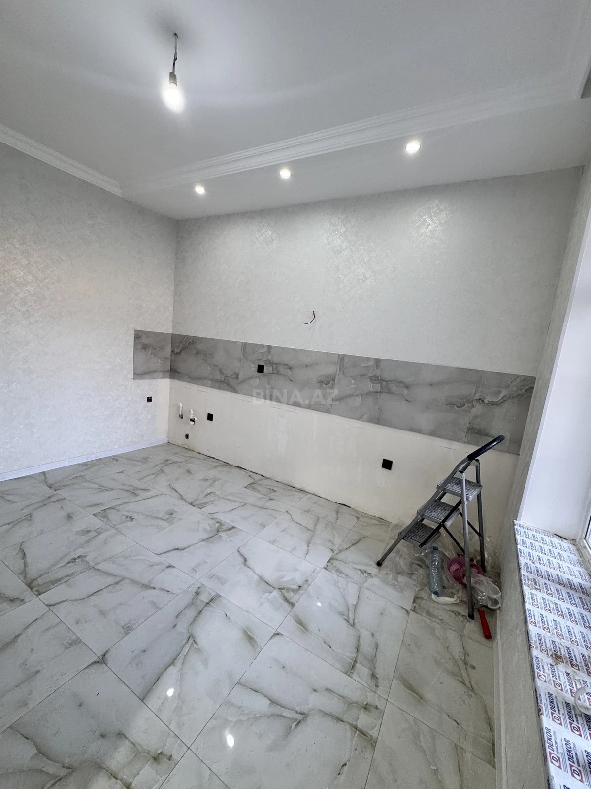 Satılır 5 otaqlı həyət evi 130 m²
