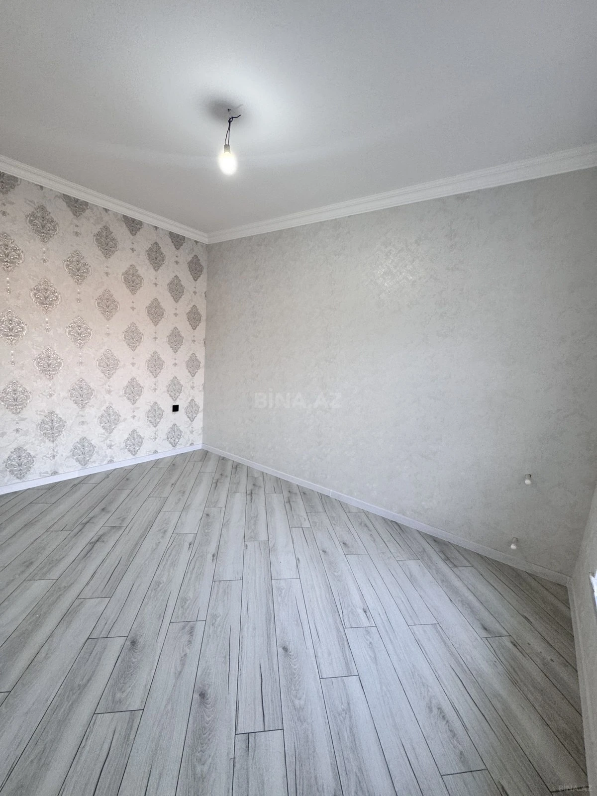 Satılır 5 otaqlı həyət evi 130 m²