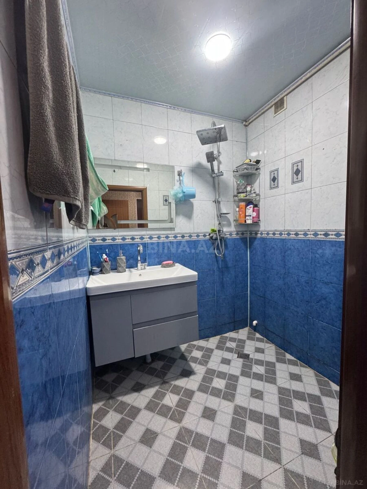 Satılır 3 otaqlı mənzil 65 m²