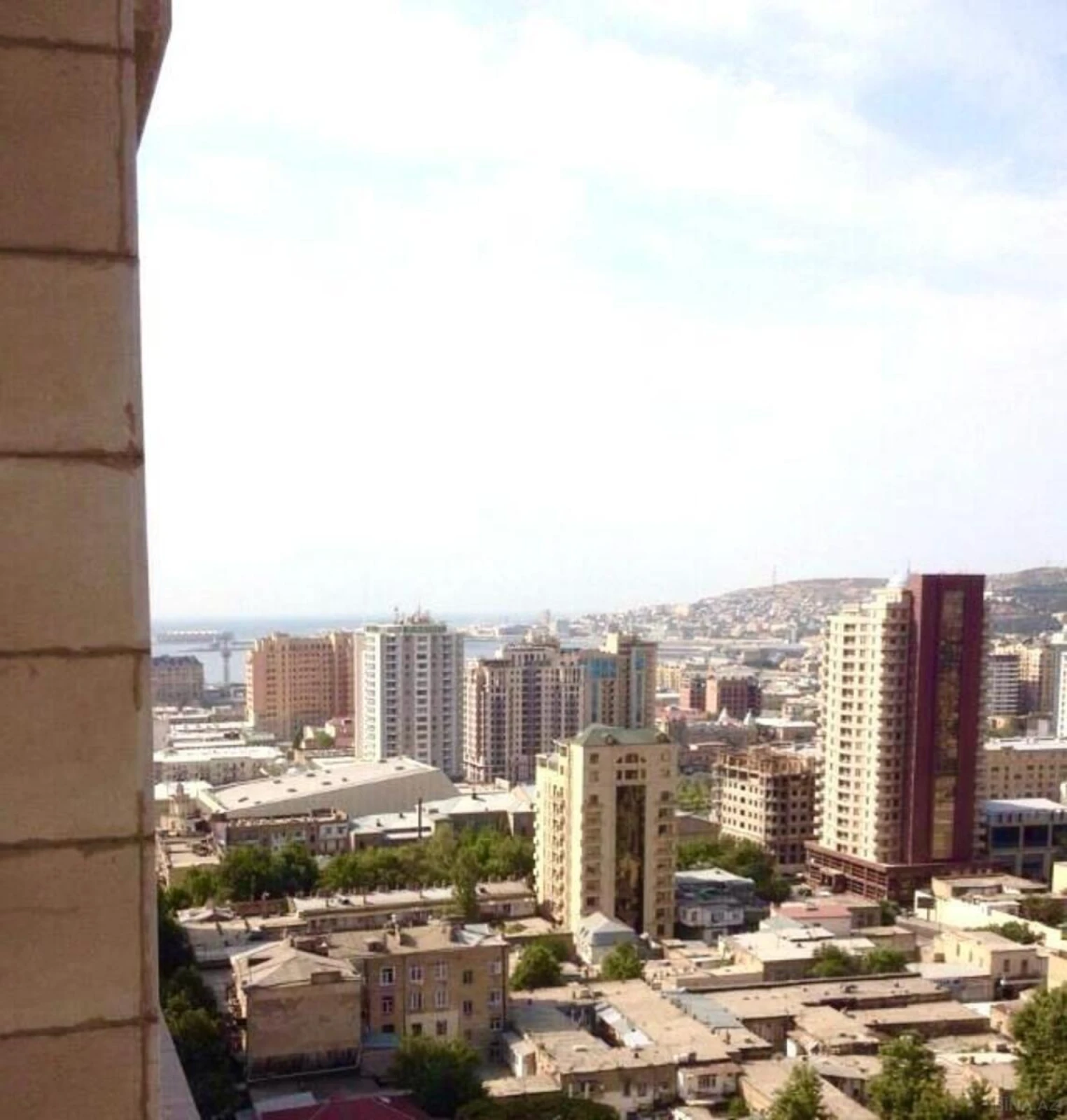 Kirayə verilir 2 otaqlı mənzil 108 m²