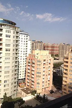 Kirayə verilir 2 otaqlı mənzil 108 m²