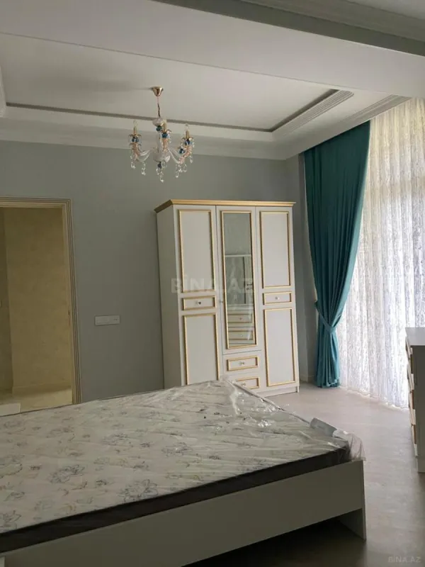 Kirayə verilir 3 otaqlı mənzil 120 m²