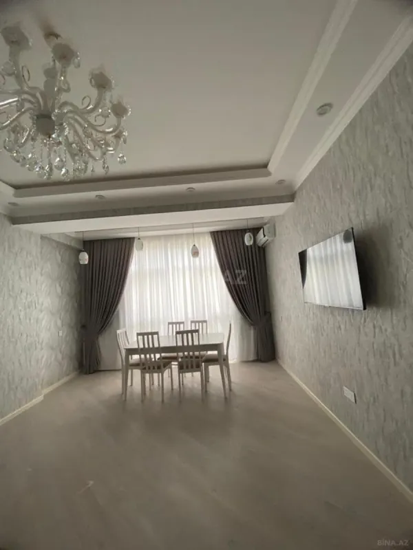 Kirayə verilir 3 otaqlı mənzil 120 m²