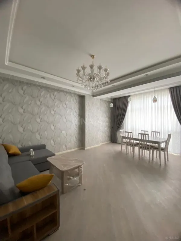 Kirayə verilir 3 otaqlı mənzil 120 m²