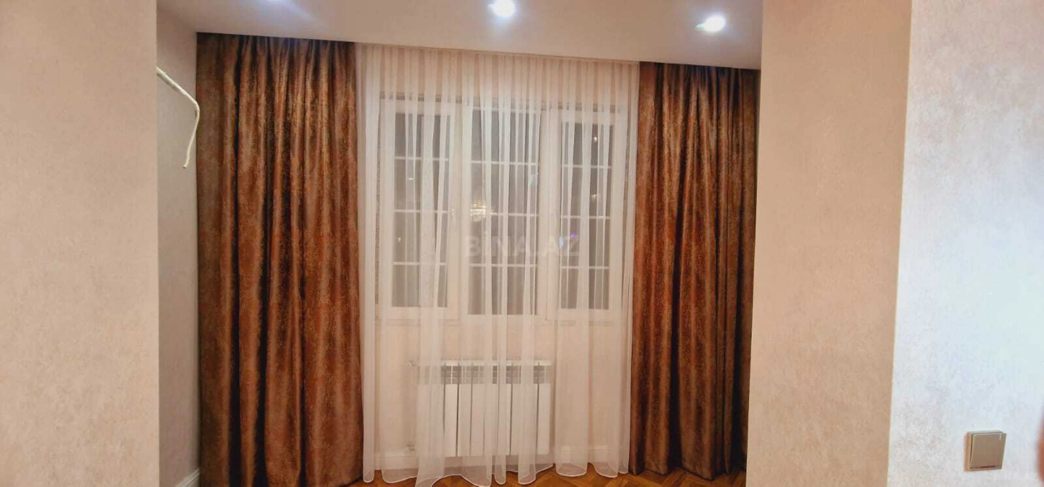 Satılır 3 otaqlı mənzil 75 m²